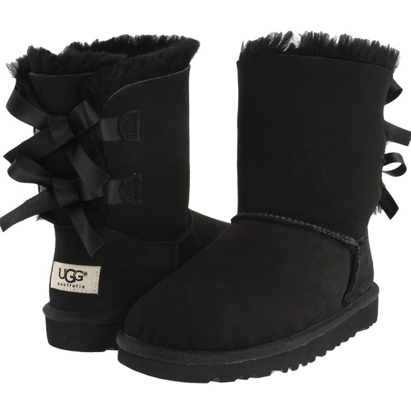 girls black uggs